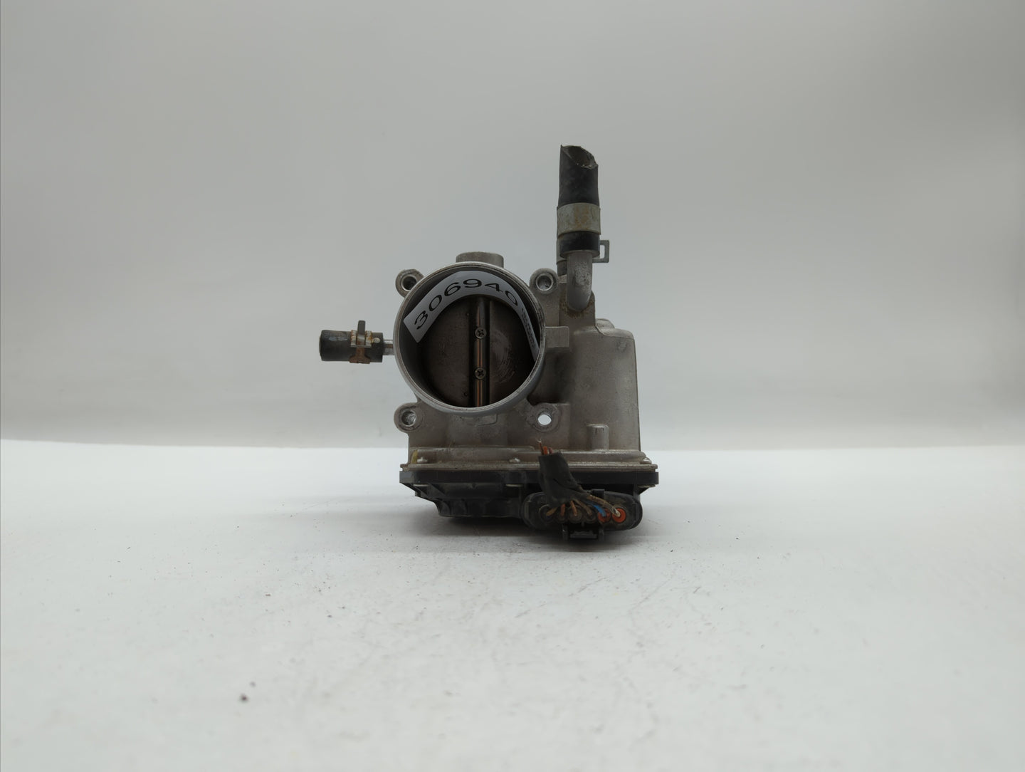 2012-2019 Hyundai Accent Throttle Body P/N:35100-2B310 5302-1S02, 35100-2B300 Fits Fits 2012 2013 2014 2015 2016 2017 2018 2