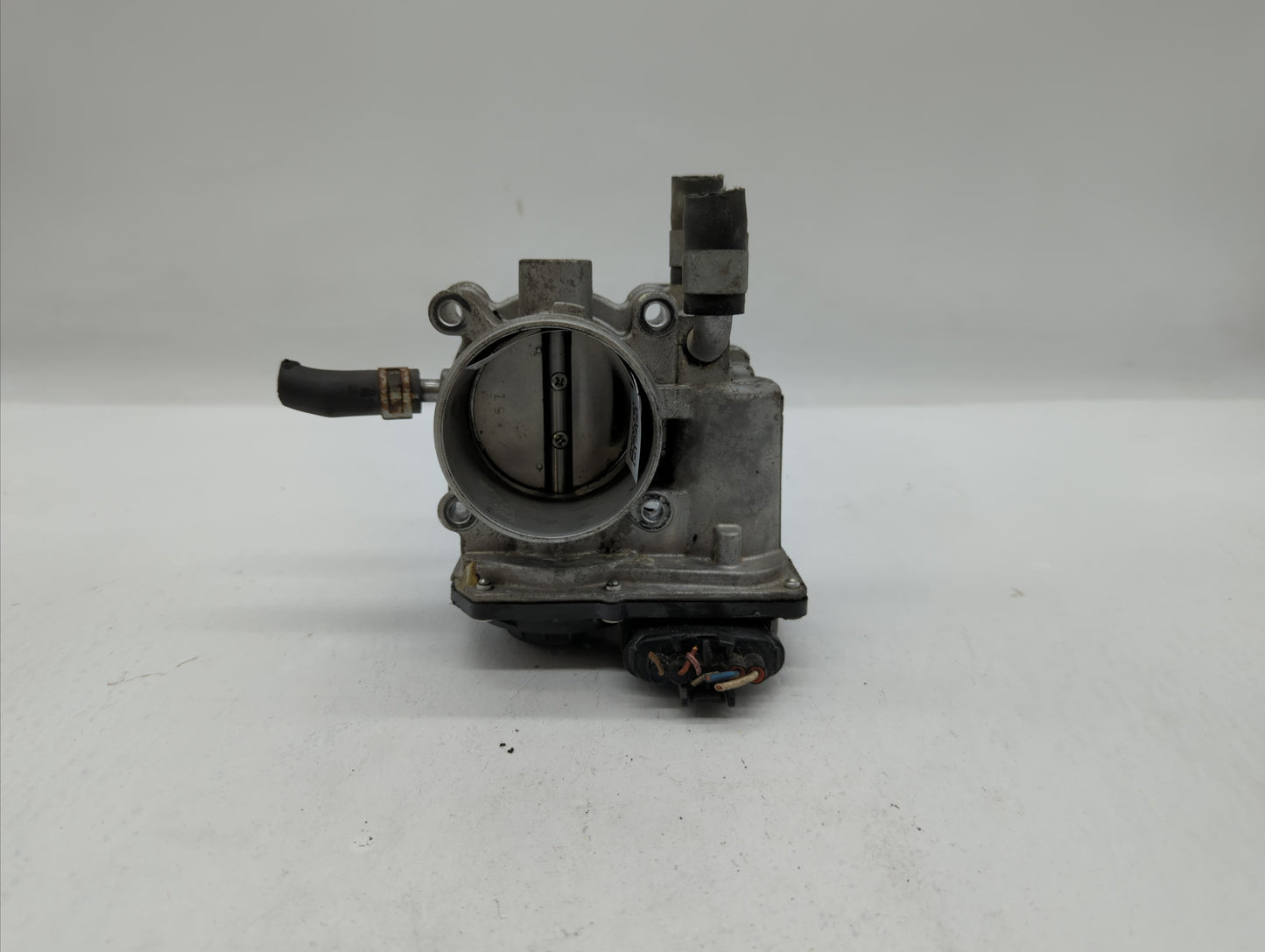 2012-2019 Hyundai Accent Throttle Body P/N:35100-2B310 5302-1S02, 35100-2B300 Fits Fits 2012 2013 2014 2015 2016 2017 2018 2