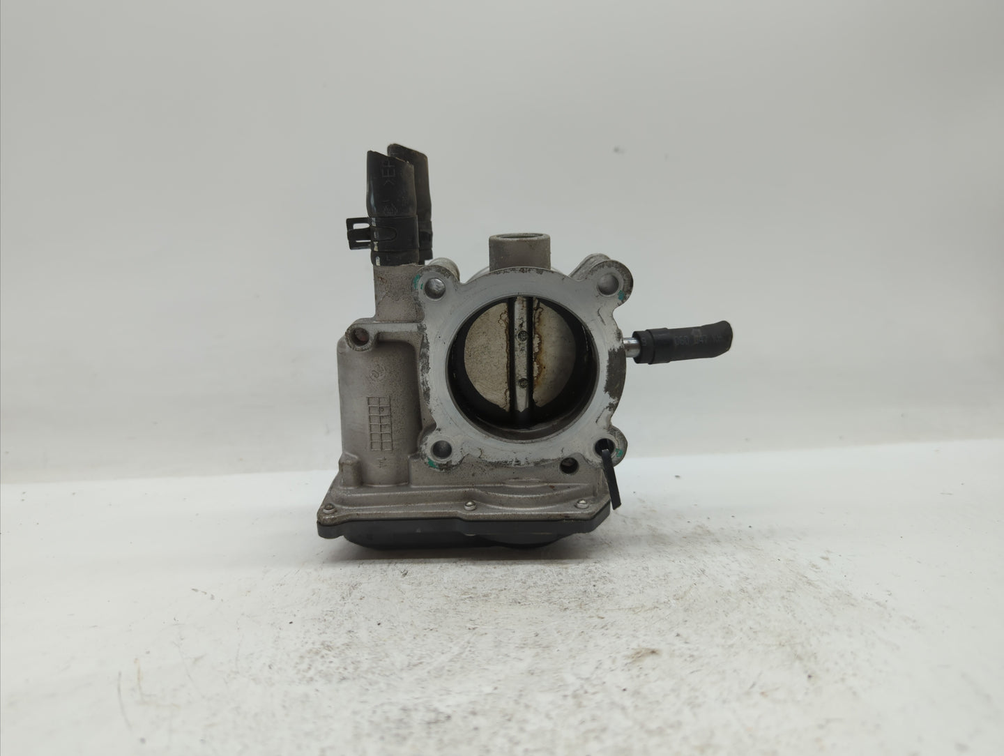 2012-2019 Hyundai Accent Throttle Body P/N:35100-2B310 5302-1S02, 35100-2B300 Fits Fits 2012 2013 2014 2015 2016 2017 2018 2