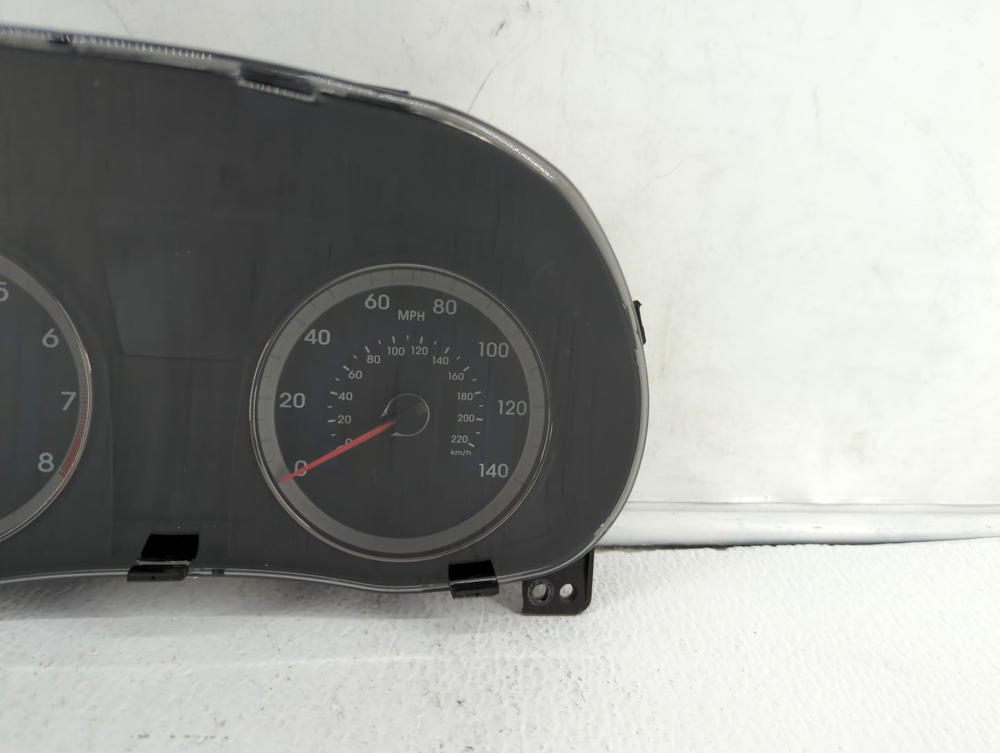 2015-2017 Hyundai Accent Instrument Cluster Speedometer Gauges P/N:94021-1R510 Fits Fits 2015 2016 2017 OEM Used Auto Parts 