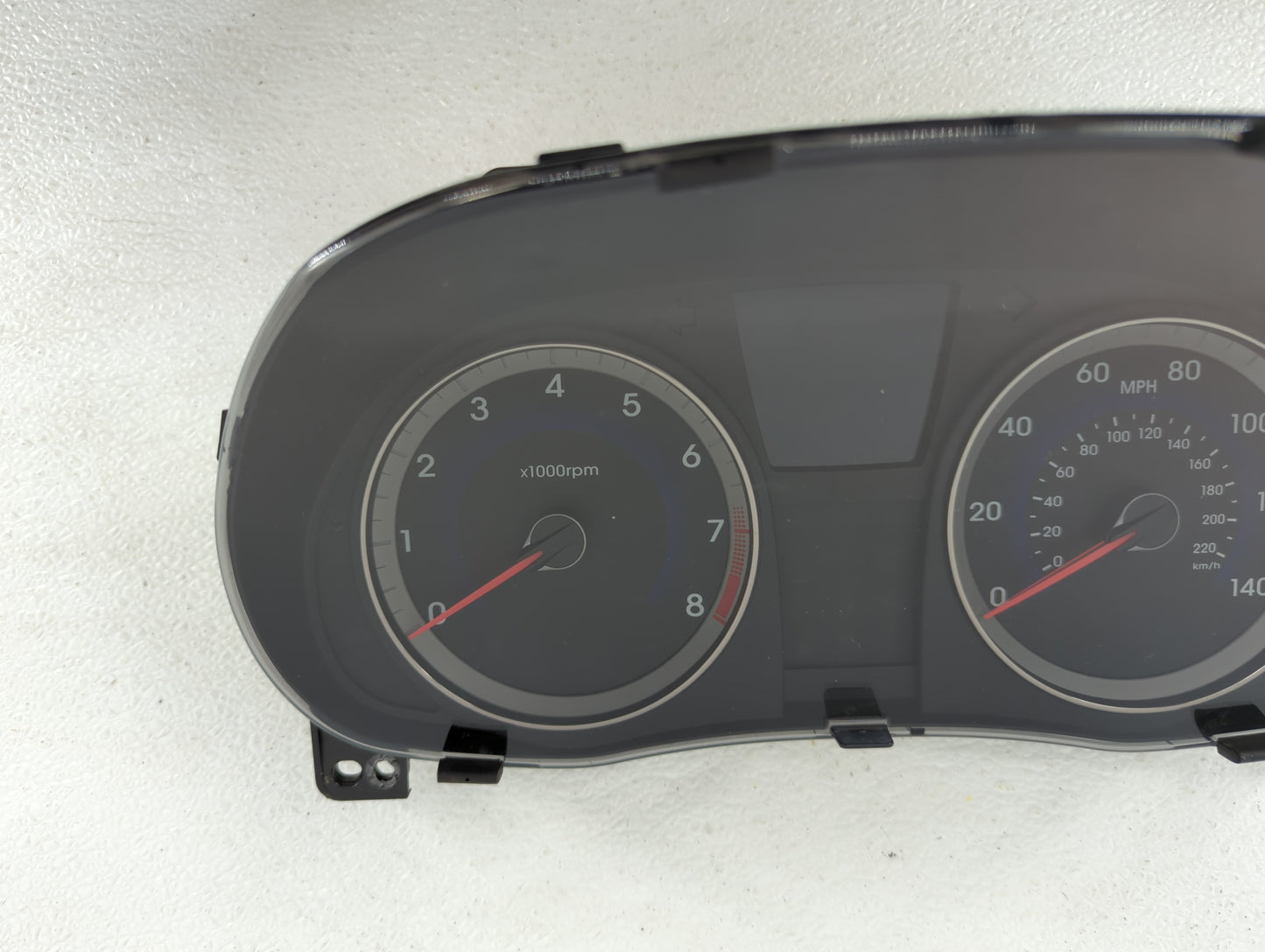 2015-2017 Hyundai Accent Instrument Cluster Speedometer Gauges P/N:94021-1R500 Fits Fits 2015 2016 2017 OEM Used Auto Parts 