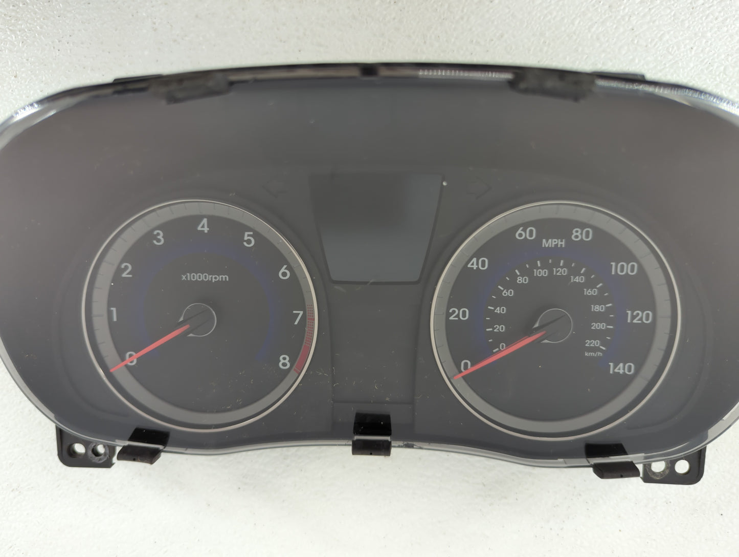 2015-2017 Hyundai Accent Instrument Cluster Speedometer Gauges P/N:94021-1R500 Fits Fits 2015 2016 2017 OEM Used Auto Parts 