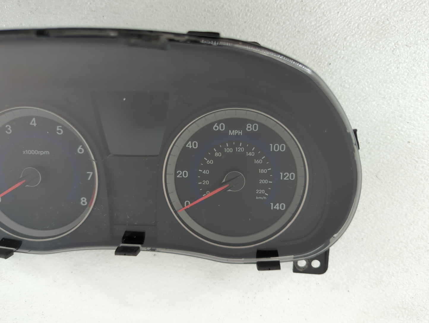 2015-2017 Hyundai Accent Instrument Cluster Speedometer Gauges P/N:94021-1R500 Fits Fits 2015 2016 2017 OEM Used Auto Parts 