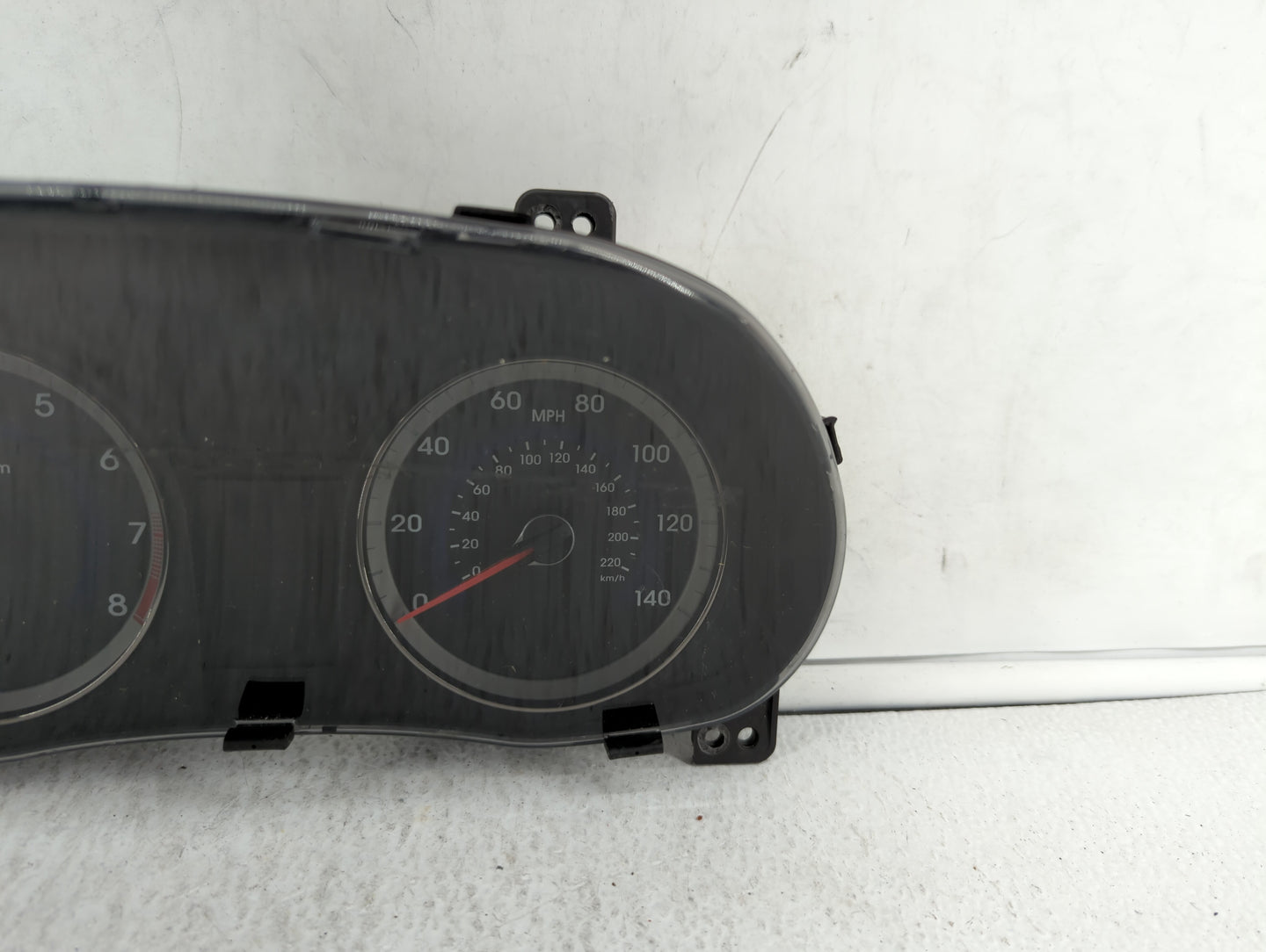 2015-2017 Hyundai Accent Instrument Cluster Speedometer Gauges P/N:94021-1R510 Fits Fits 2015 2016 2017 OEM Used Auto Parts 
