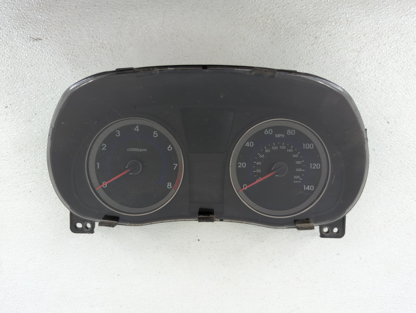 2015-2017 Hyundai Accent Instrument Cluster Speedometer Gauges P/N:94021-1R500 Fits Fits 2015 2016 2017 OEM Used Auto Parts 