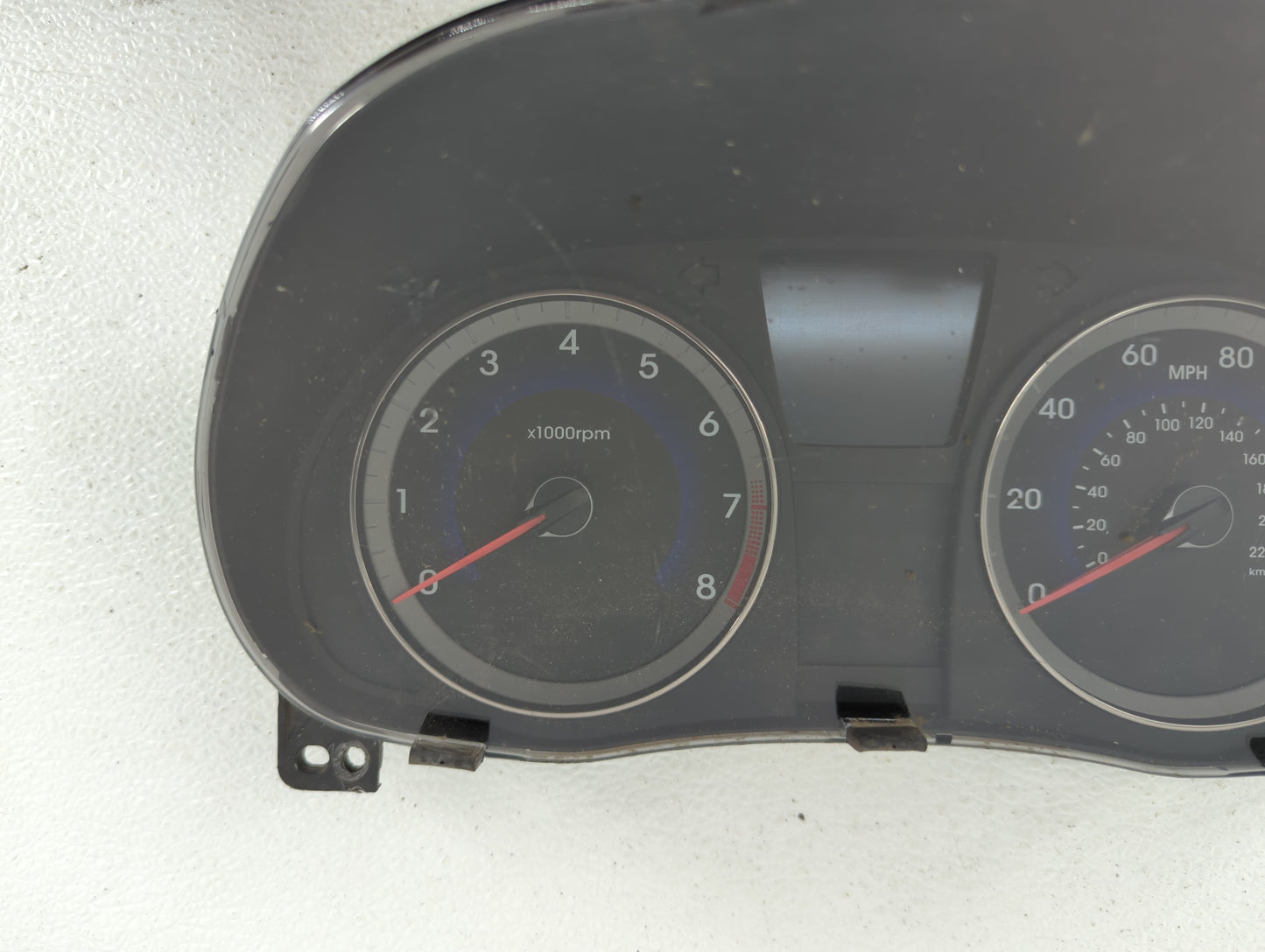 2015-2017 Hyundai Accent Instrument Cluster Speedometer Gauges P/N:94021-1R500 Fits Fits 2015 2016 2017 OEM Used Auto Parts 