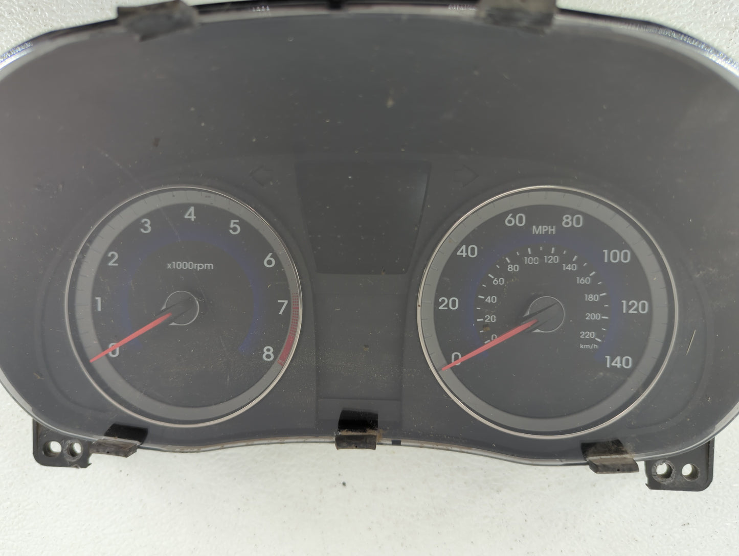 2015-2017 Hyundai Accent Instrument Cluster Speedometer Gauges P/N:94021-1R500 Fits Fits 2015 2016 2017 OEM Used Auto Parts 