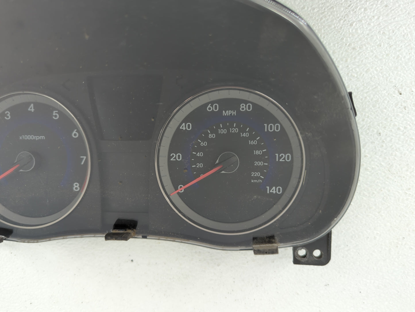 2015-2017 Hyundai Accent Instrument Cluster Speedometer Gauges P/N:94021-1R500 Fits Fits 2015 2016 2017 OEM Used Auto Parts 