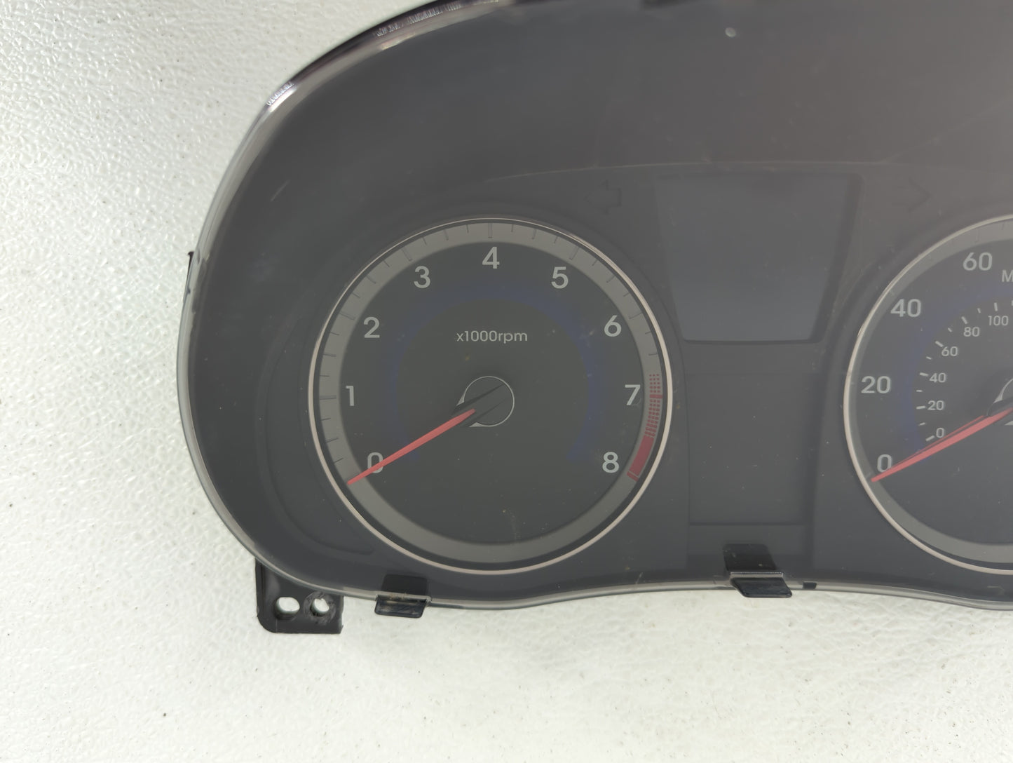 2015-2017 Hyundai Accent Instrument Cluster Speedometer Gauges P/N:94021-1R500 Fits Fits 2015 2016 2017 OEM Used Auto Parts 