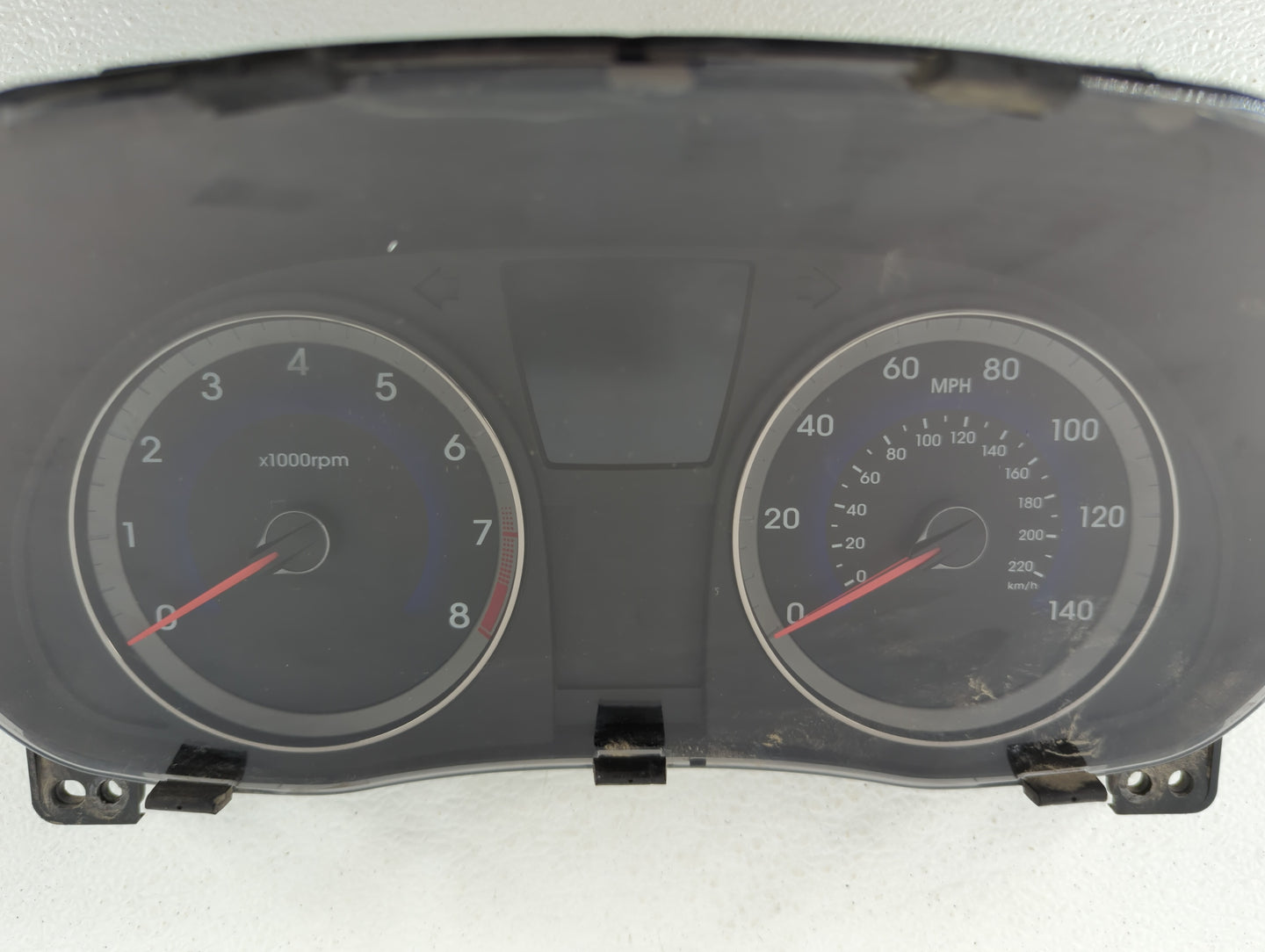 2015-2017 Hyundai Accent Instrument Cluster Speedometer Gauges P/N:94021-1R500 Fits Fits 2015 2016 2017 OEM Used Auto Parts 