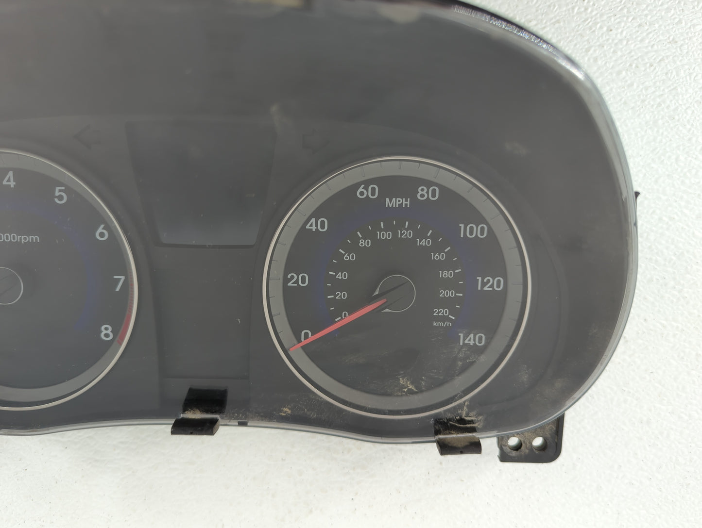 2015-2017 Hyundai Accent Instrument Cluster Speedometer Gauges P/N:94021-1R500 Fits Fits 2015 2016 2017 OEM Used Auto Parts 