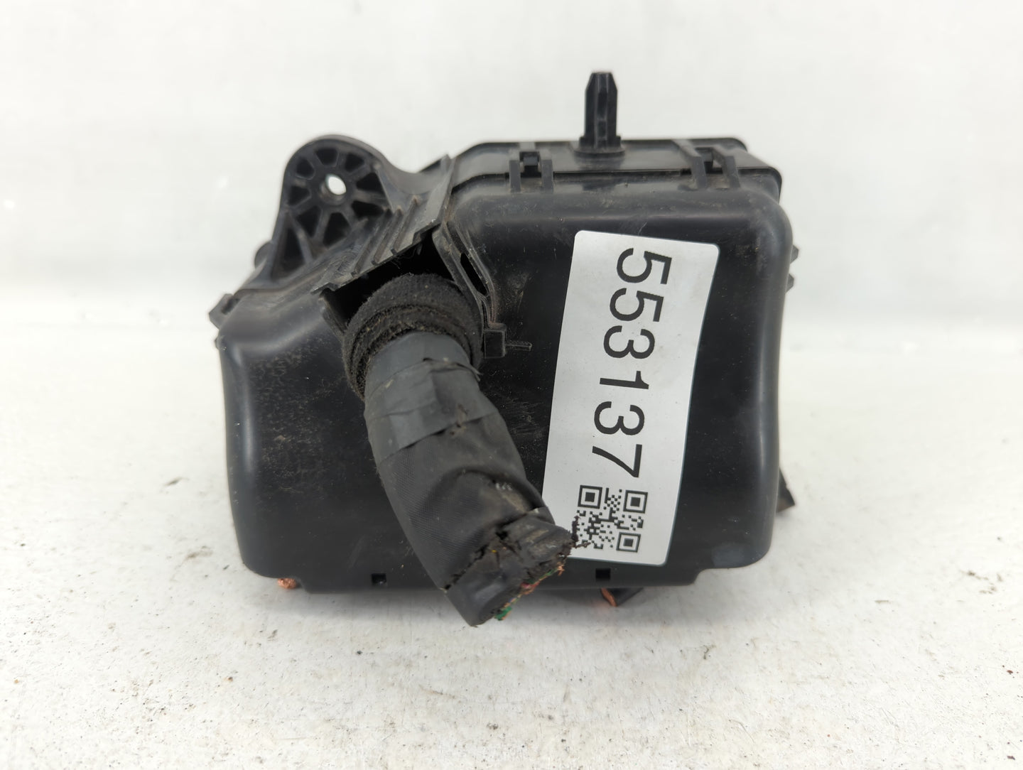 2015-2017 Hyundai Accent Fusebox Fuse Box Panel Relay Module P/N:91420-1R420 Fits Fits 2015 2016 2017 OEM Used Auto Parts - 