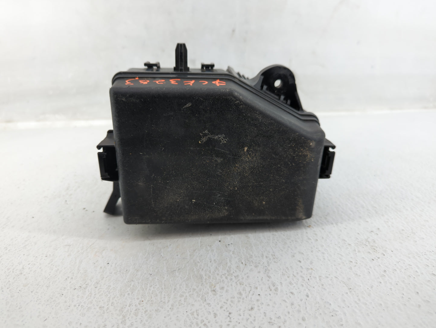 2015-2017 Hyundai Accent Fusebox Fuse Box Panel Relay Module P/N:91420-1R420 Fits Fits 2015 2016 2017 OEM Used Auto Parts - 