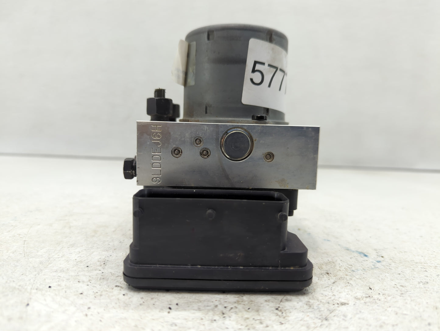 2015-2017 Hyundai Accent ABS Pump Control Module Replacement P/N:58920-1R460 Fits Fits 2015 2016 2017 OEM Used Auto Parts - 