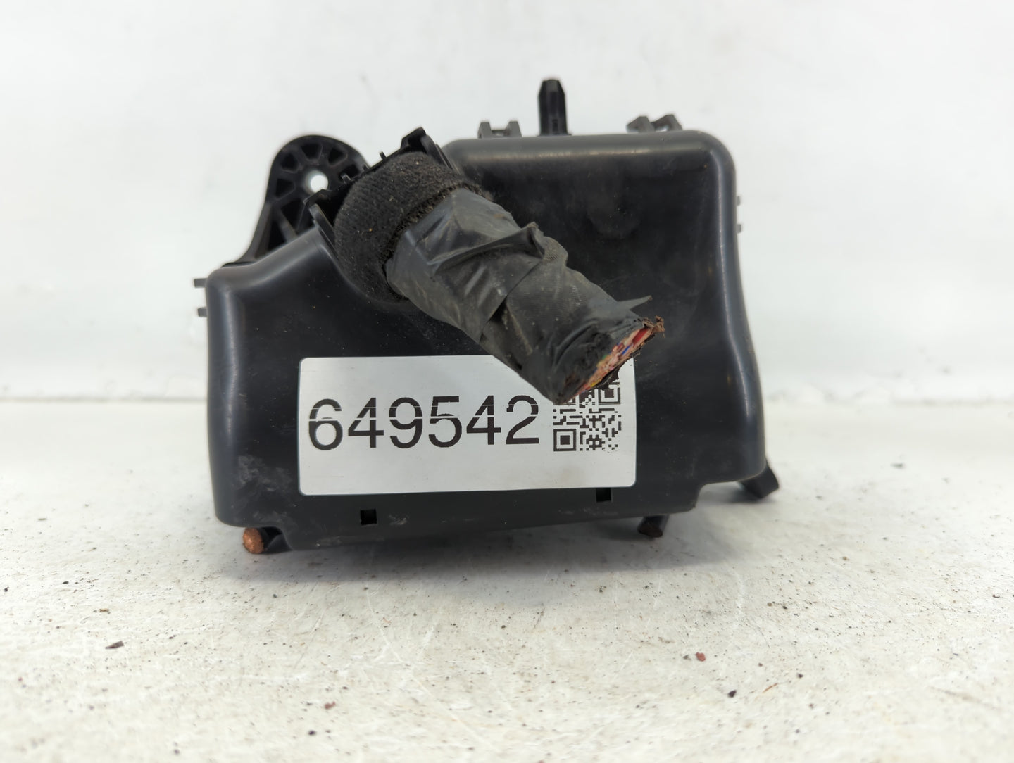 2015-2017 Hyundai Accent Fusebox Fuse Box Panel Relay Module P/N:91420-1R580 Fits Fits 2015 2016 2017 OEM Used Auto Parts - 
