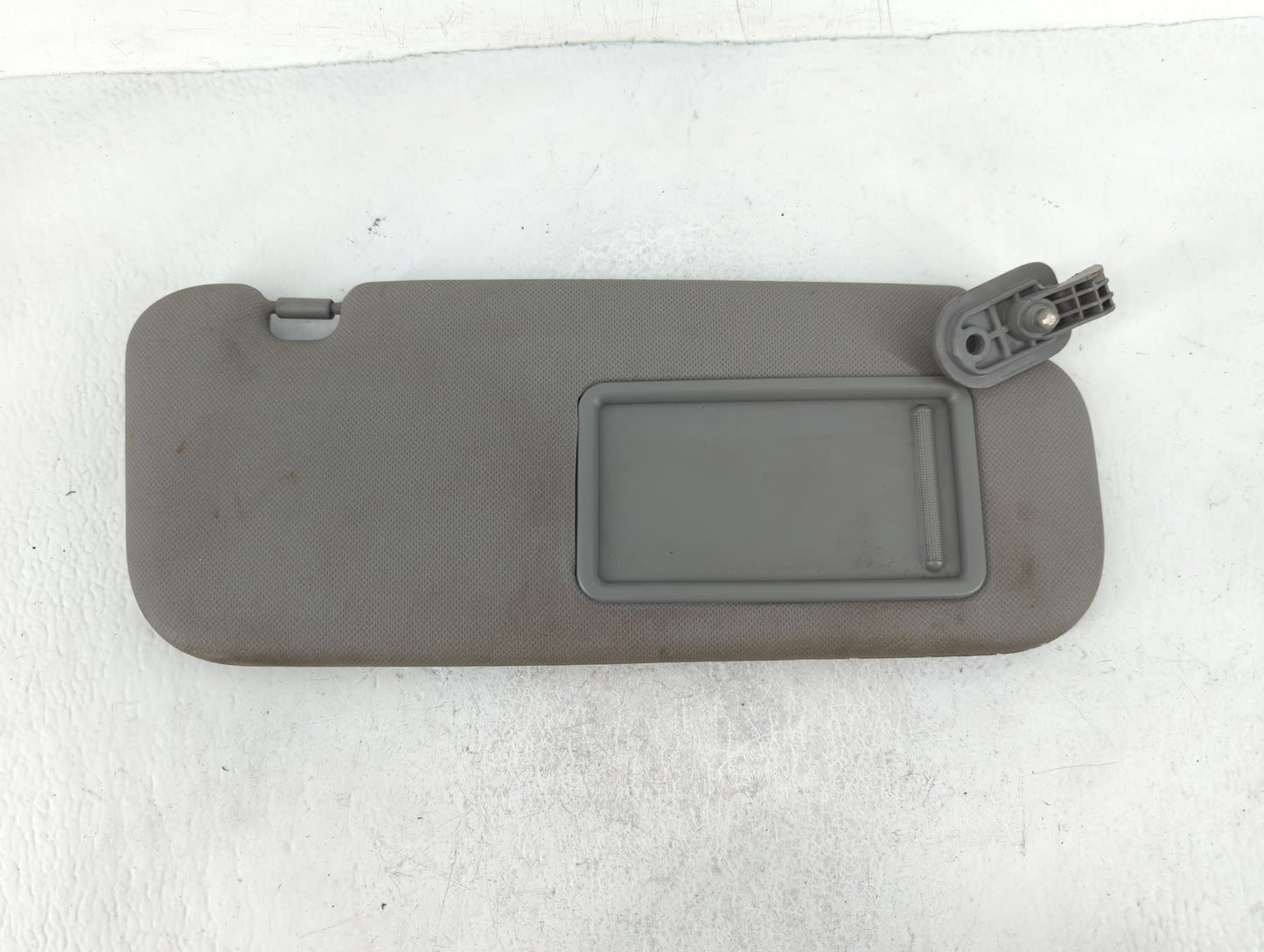 2014-2017 Hyundai Accent Sun Visor Shade Replacement Passenger Right Mirror Fits Fits 2014 2015 2016 2017 OEM Used Auto Part