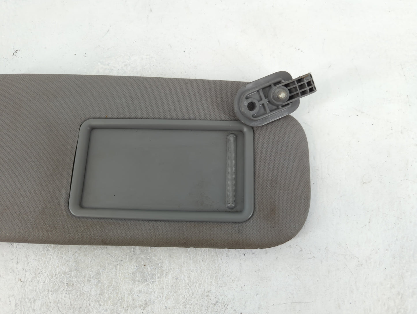 2014-2017 Hyundai Accent Sun Visor Shade Replacement Passenger Right Mirror Fits Fits 2014 2015 2016 2017 OEM Used Auto Part
