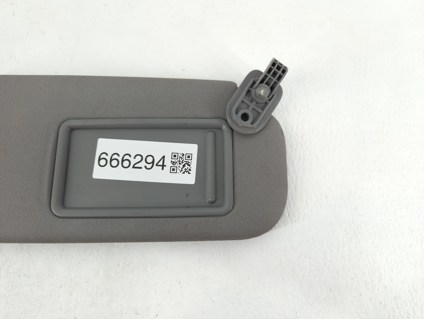 2014-2017 Hyundai Accent Sun Visor Shade Replacement Passenger Right Mirror Fits Fits 2014 2015 2016 2017 OEM Used Auto Part