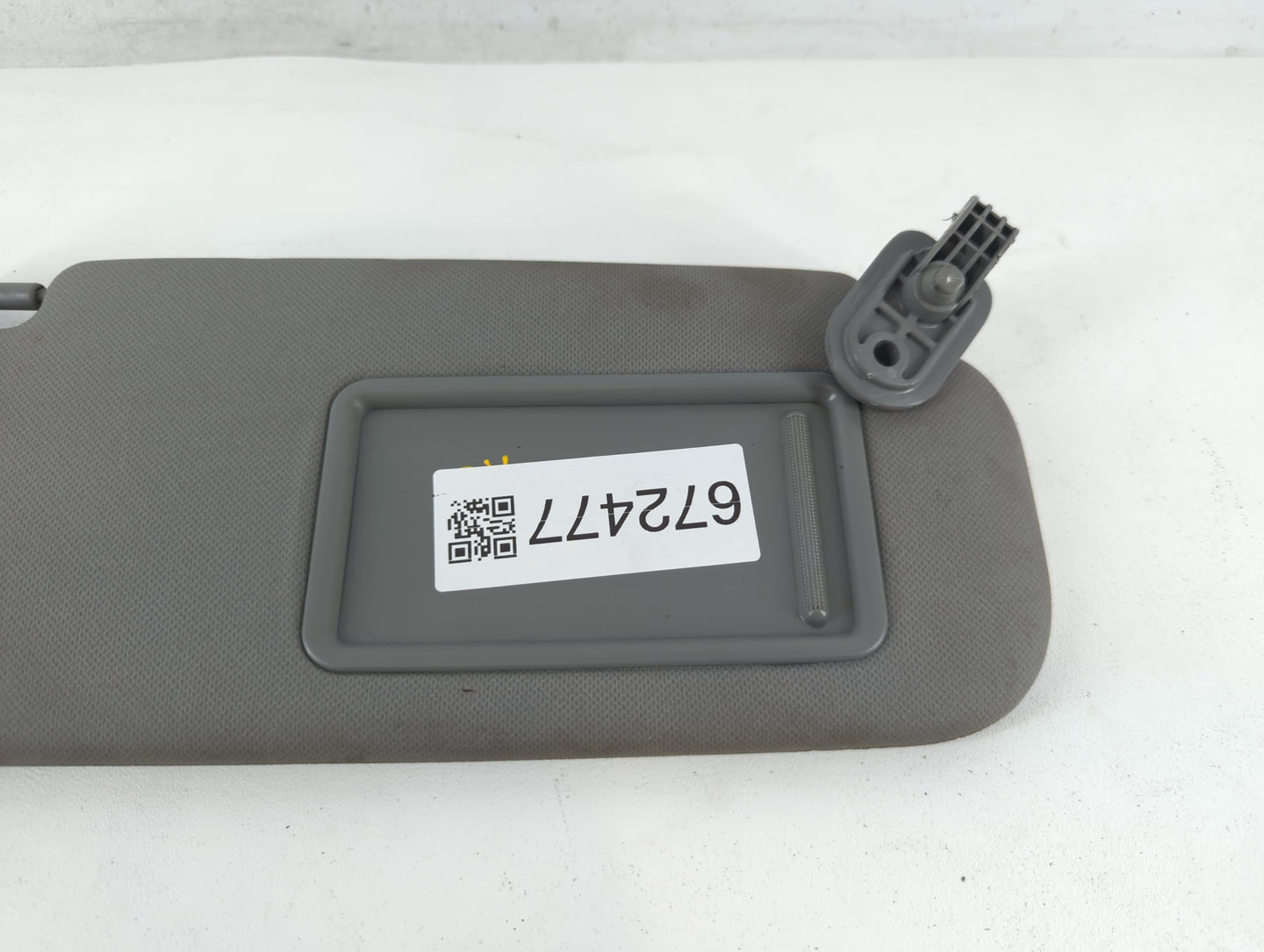 2014-2017 Hyundai Accent Sun Visor Shade Replacement Passenger Right Mirror Fits Fits 2014 2015 2016 2017 OEM Used Auto Part