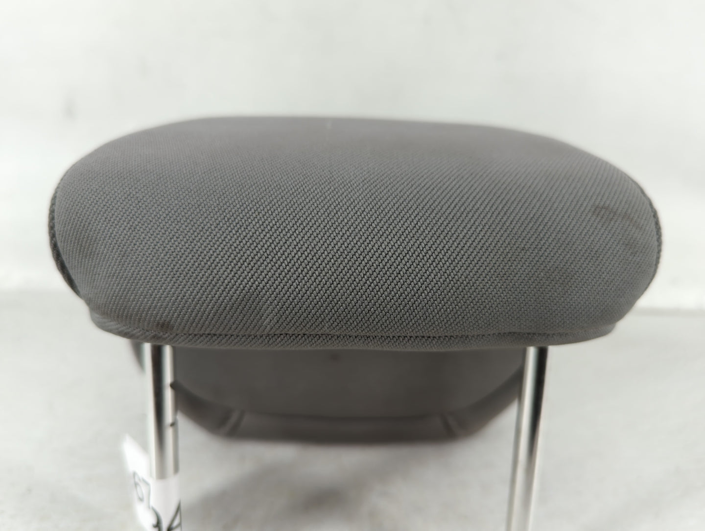 2015-2017 Hyundai Accent Headrest Head Rest Front Driver Passenger Seat - Oemusedautoparts1.com