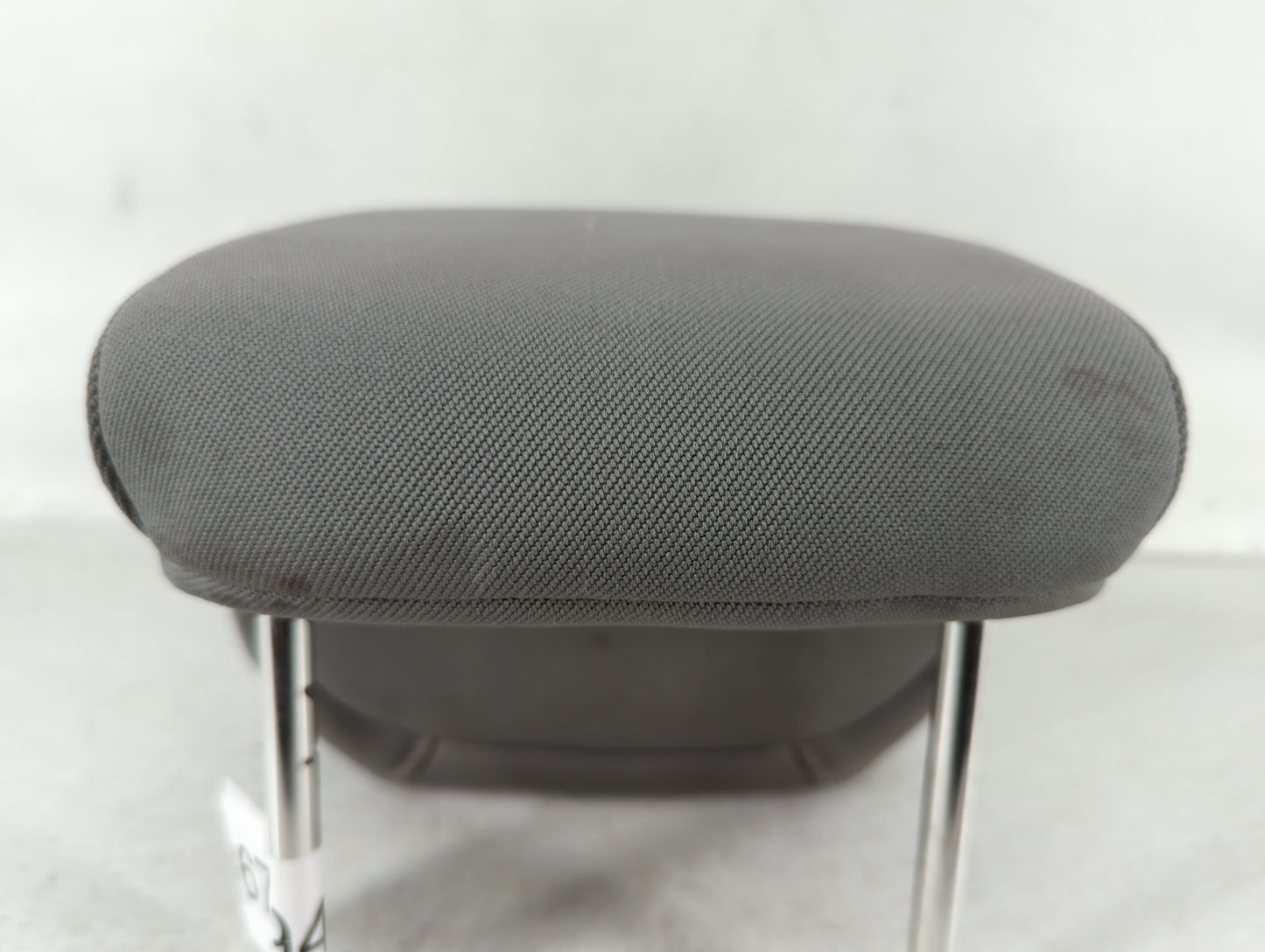 2015-2017 Hyundai Accent Headrest Head Rest Front Driver Passenger Seat - Oemusedautoparts1.com