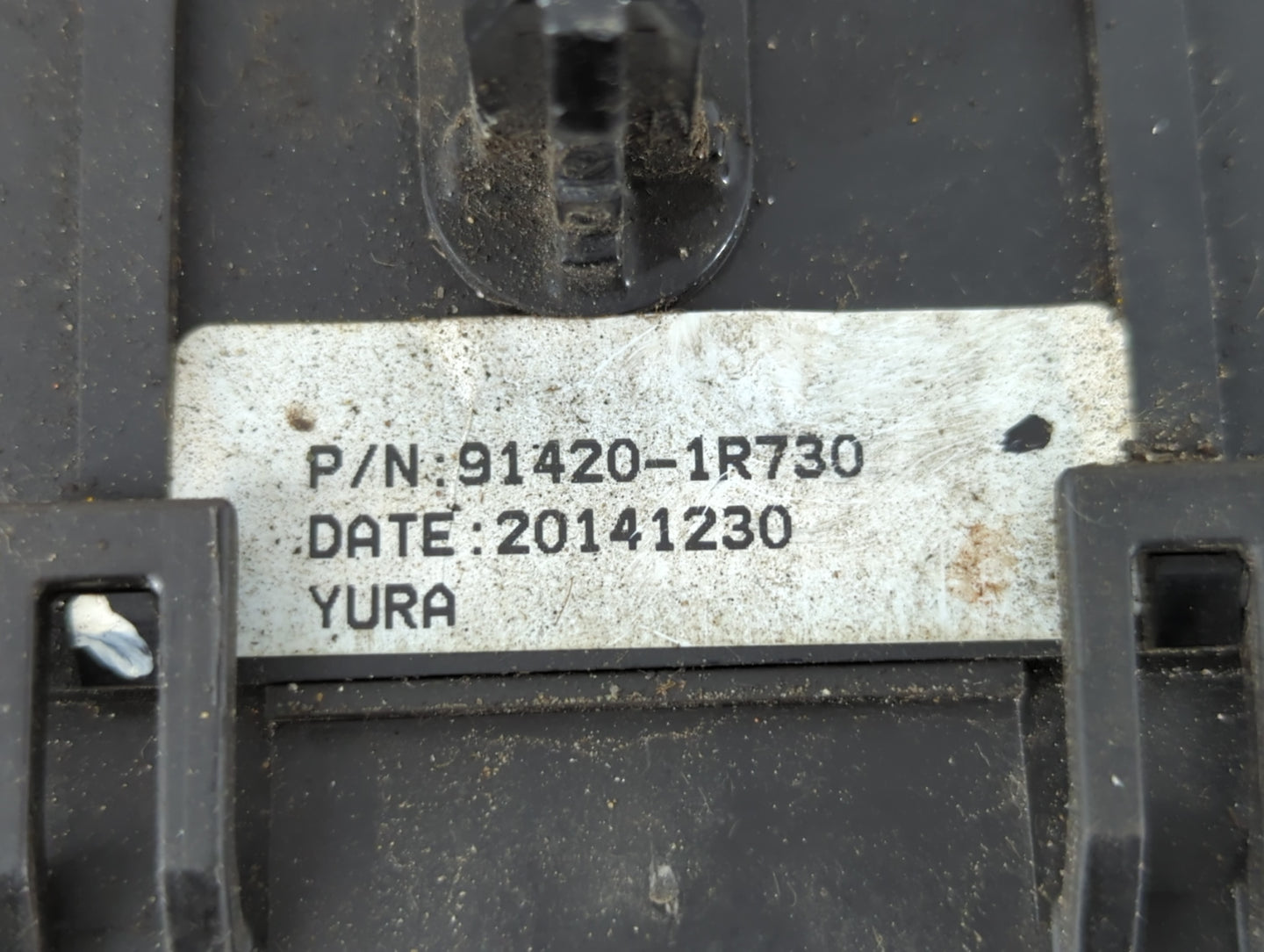 2015-2017 Hyundai Accent Fusebox Fuse Box Panel Relay Module P/N:91420-1R730 Fits Fits 2015 2016 2017 OEM Used Auto Parts - 