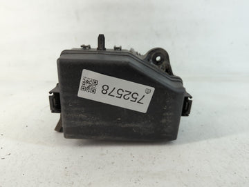 2015-2017 Hyundai Accent Fusebox Fuse Box Panel Relay Module P/N:2515217003 91420-1R540 Fits Fits 2015 2016 2017 OEM Used Au