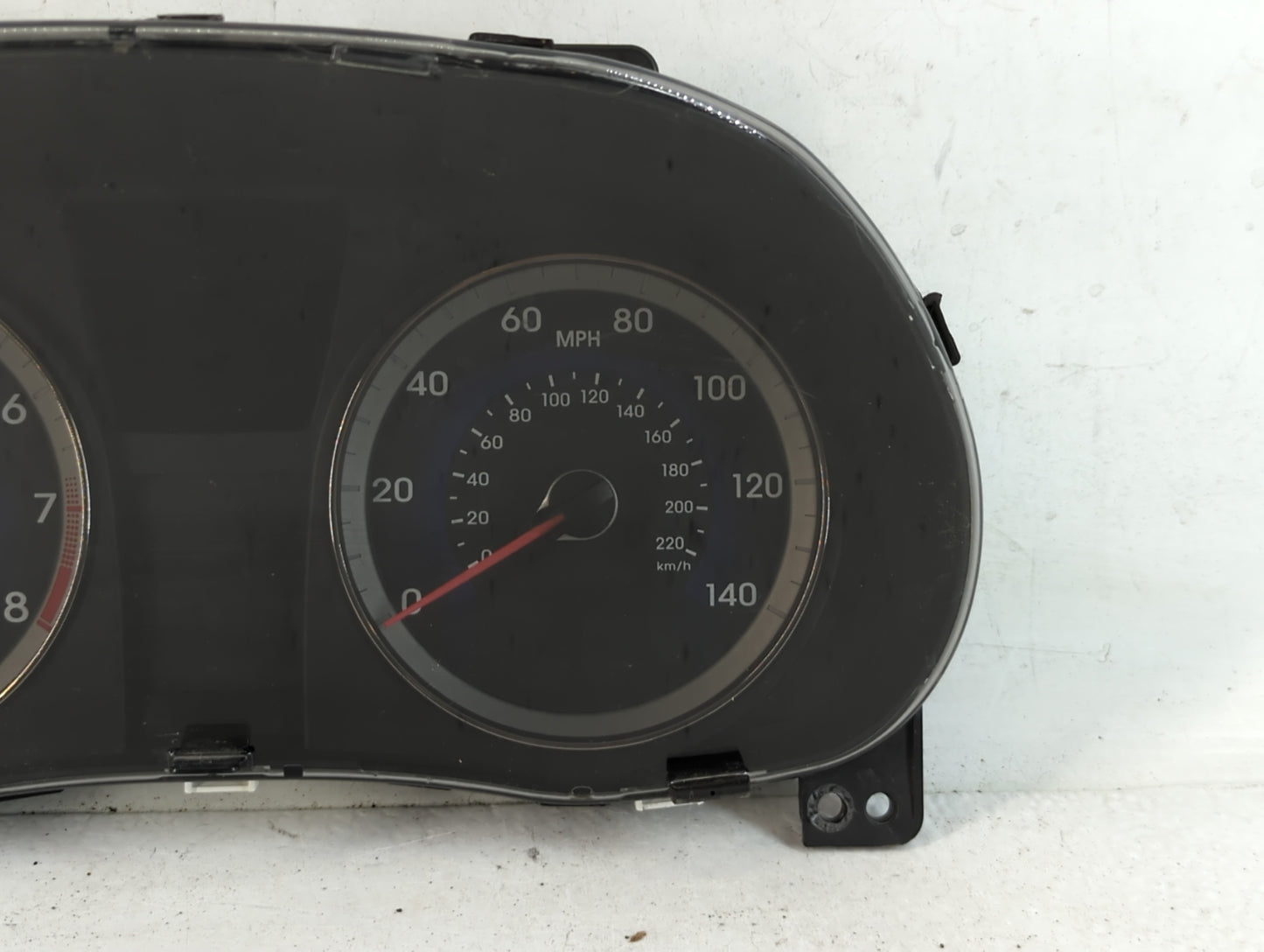 2015-2017 Hyundai Accent Instrument Cluster Speedometer Gauges P/N:94021-1R500 Fits Fits 2015 2016 2017 OEM Used Auto Parts 