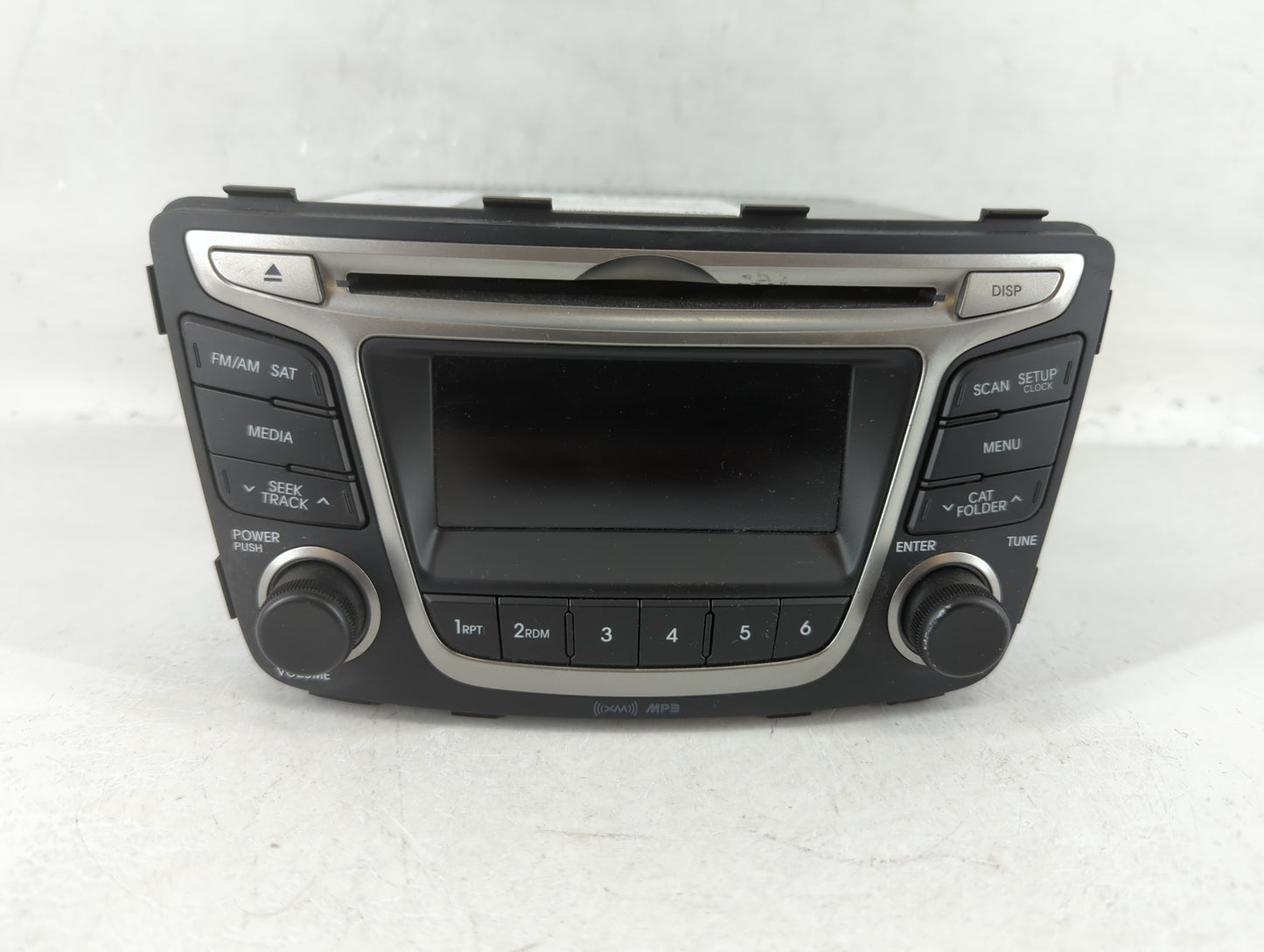 2015-2017 Hyundai Accent Am Fm Cd Player Radio Receiver - Oemusedautoparts1.com
