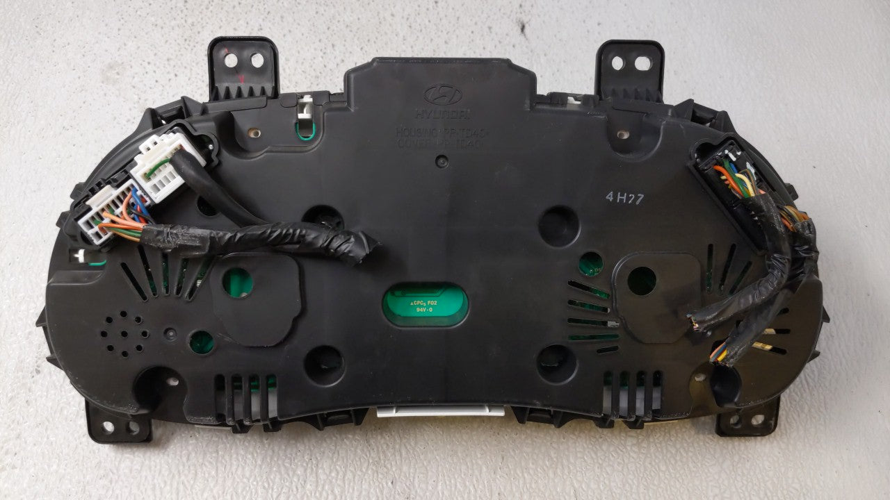 2015-2017 Hyundai Accent Instrument Cluster Speedometer Gauges P/N:94021-1R510 Fits Fits 2015 2016 2017 OEM Used Auto Parts 