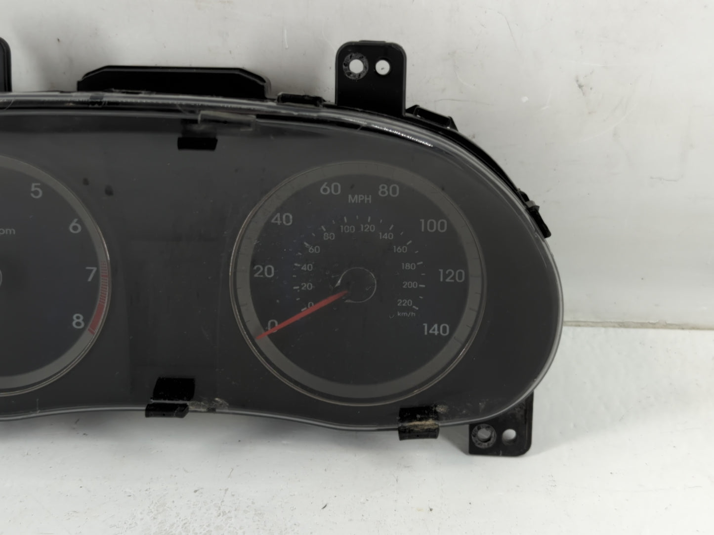 2015-2017 Hyundai Accent Instrument Cluster Speedometer Gauges P/N:94021-1R500 Fits Fits 2015 2016 2017 OEM Used Auto Parts 