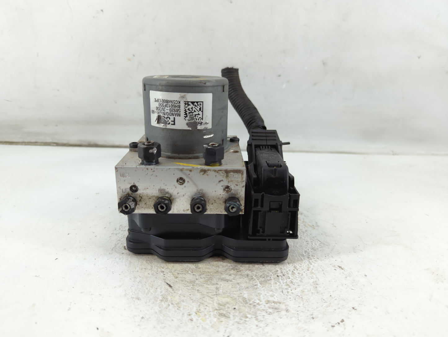 2015 Hyundai Azera ABS Pump Control Module Replacement P/N:58920-3V350 Fits OEM Used Auto Parts - Oemusedautoparts1.com