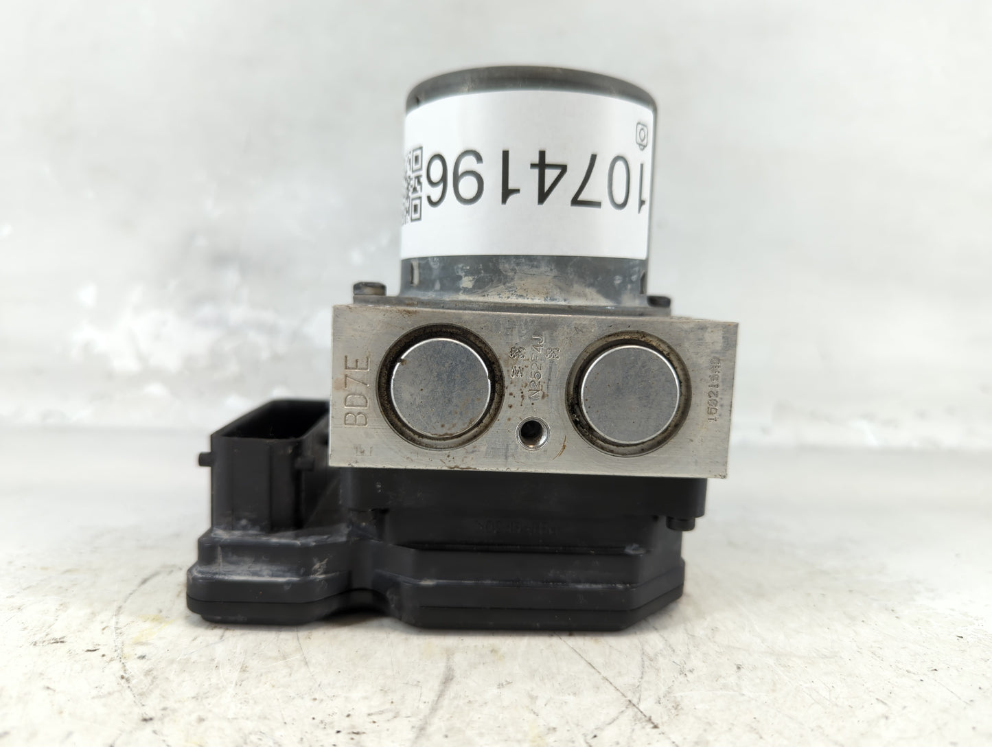 2015 Hyundai Azera ABS Pump Control Module Replacement P/N:58920-3V350 Fits OEM Used Auto Parts - Oemusedautoparts1.com