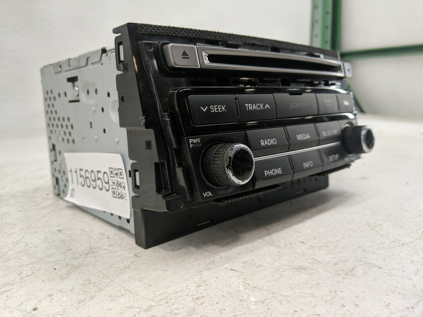 2015 Hyundai Azera Radio AM FM Cd Player Receiver Replacement P/N:96560-3V530VD4 Fits OEM Used Auto Parts - Oemusedautoparts
