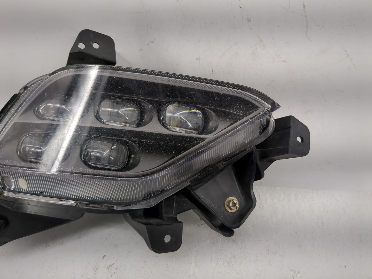 2015-2017 Hyundai Azera Passenger Right Oem Front Light Lamp - Oemusedautoparts1.com