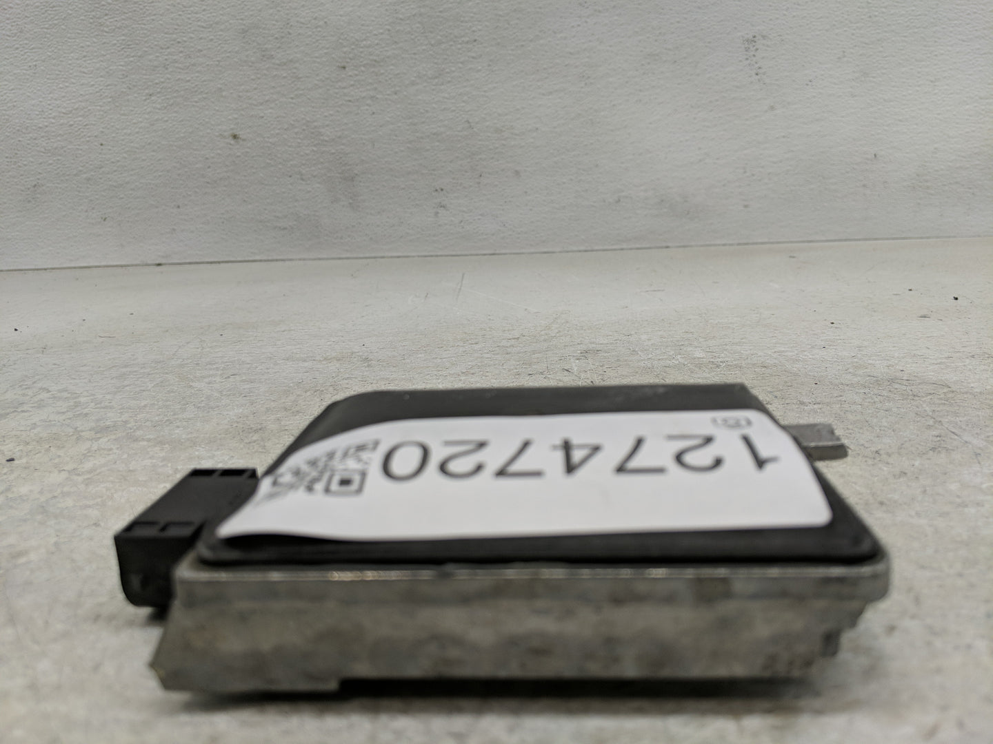 2015-2017 Hyundai Azera Fusebox Fuse Box Panel Relay Module P/N:95811-E7000 Fits Fits 2015 2016 2017 OEM Used Auto Parts - O