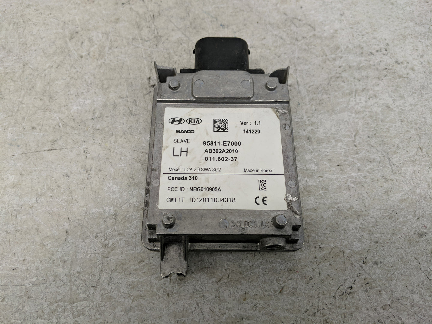 2015-2017 Hyundai Azera Fusebox Fuse Box Panel Relay Module P/N:95811-E7000 Fits Fits 2015 2016 2017 OEM Used Auto Parts - O