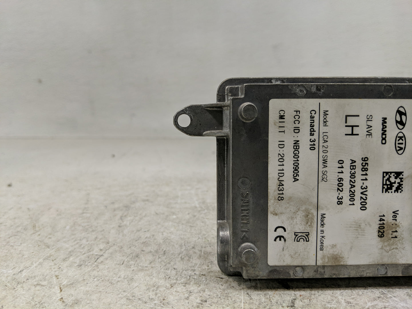 2015-2015 Hyundai Azera Chassis Control Module Ccm Bcm Body Control - Oemusedautoparts1.com