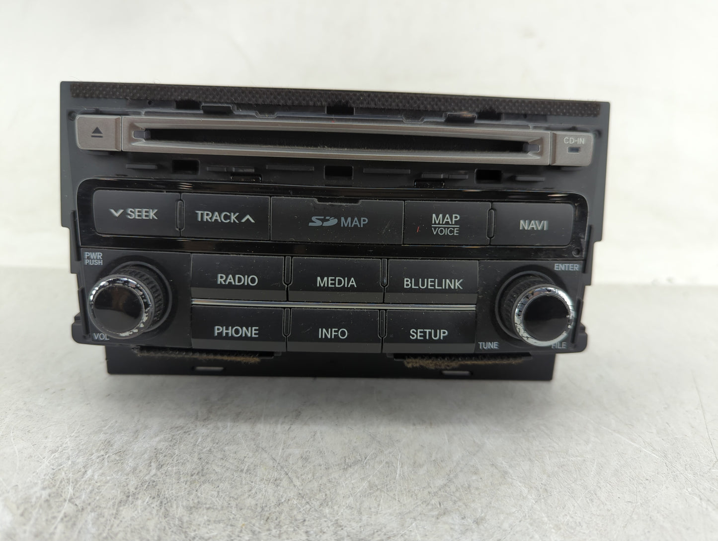 2015-2017 Hyundai Azera Radio AM FM Cd Player Receiver Replacement P/N:96560-3V531VD4 Fits Fits 2015 2016 2017 OEM Used Auto