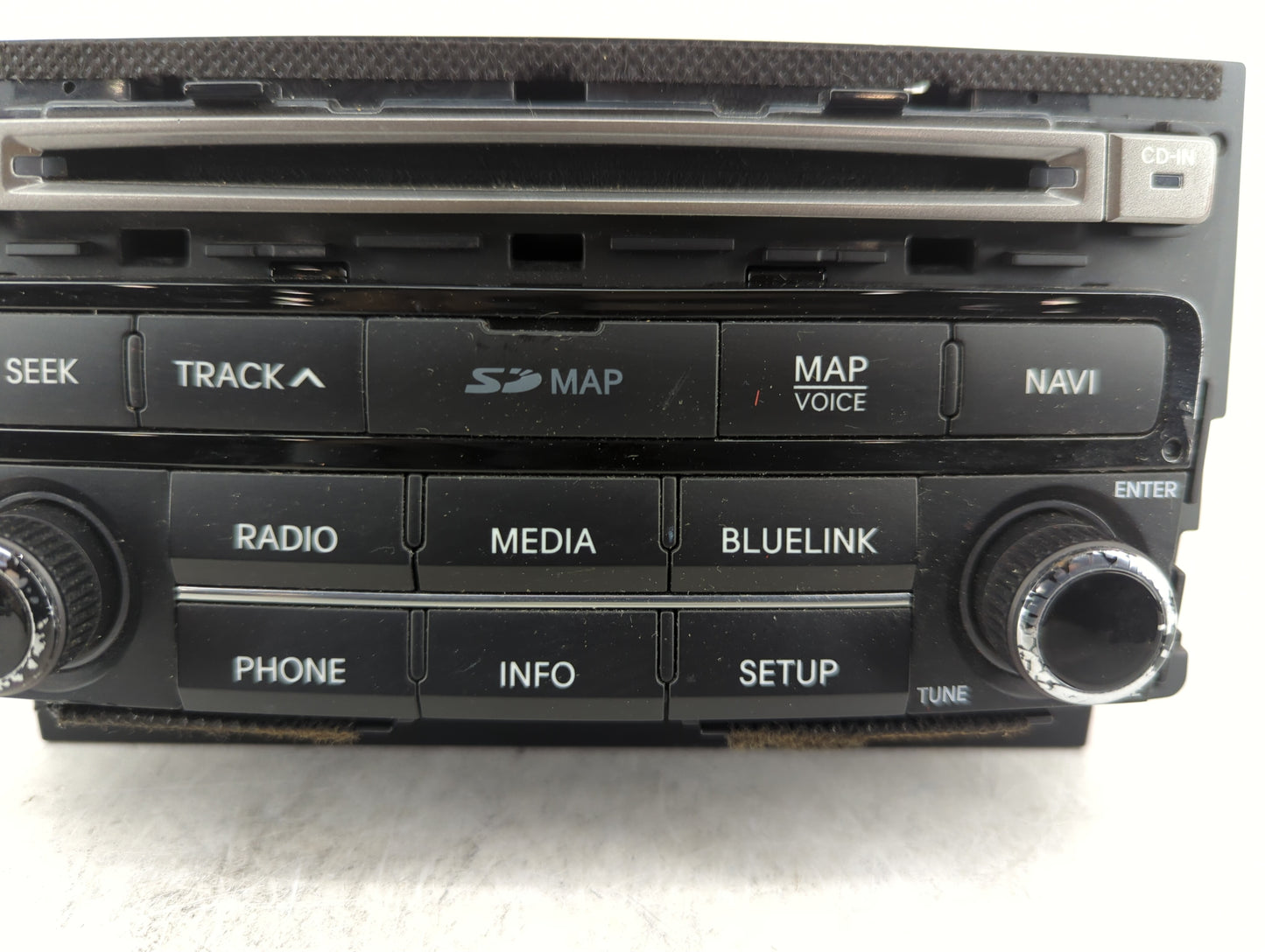 2015-2017 Hyundai Azera Radio AM FM Cd Player Receiver Replacement P/N:96560-3V531VD4 Fits Fits 2015 2016 2017 OEM Used Auto