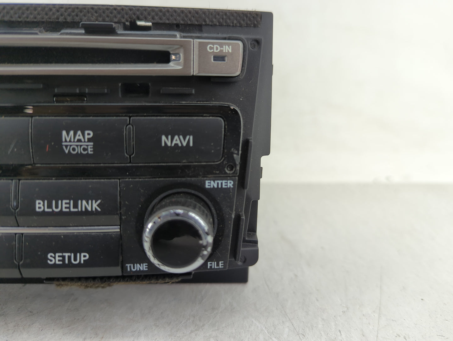 2015-2017 Hyundai Azera Radio AM FM Cd Player Receiver Replacement P/N:96560-3V531VD4 Fits Fits 2015 2016 2017 OEM Used Auto