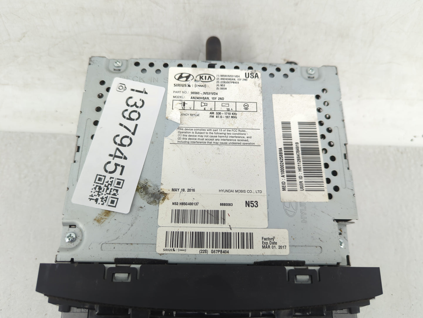 2015-2017 Hyundai Azera Radio AM FM Cd Player Receiver Replacement P/N:96560-3V531VD4 Fits Fits 2015 2016 2017 OEM Used Auto