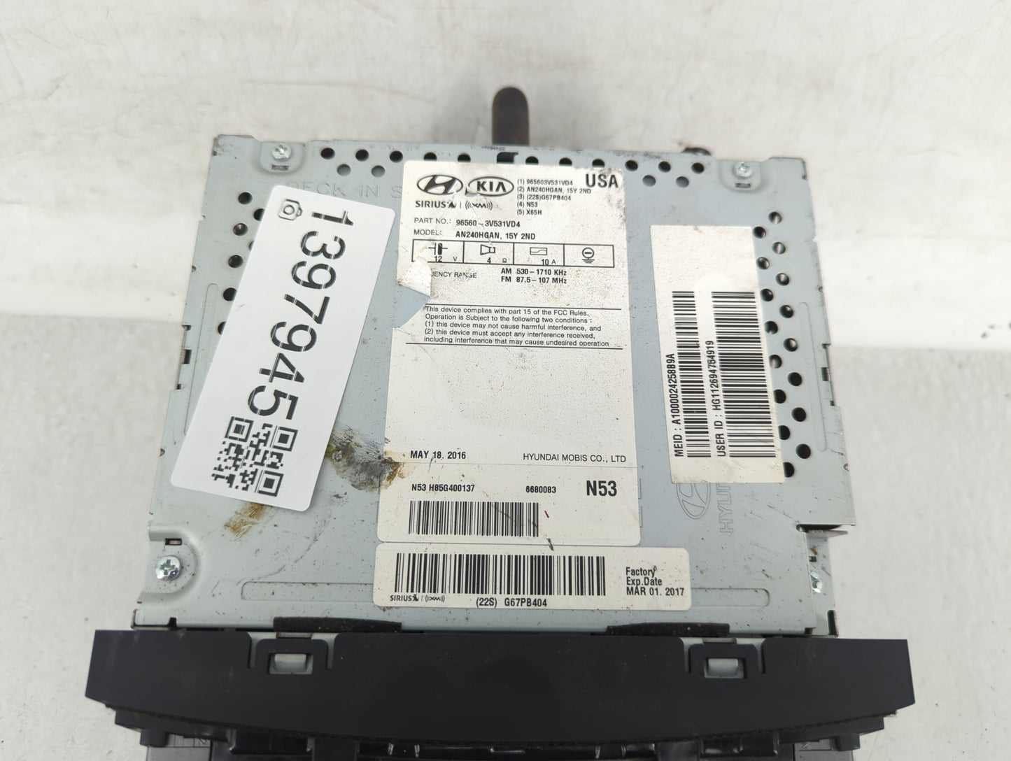 2015-2017 Hyundai Azera Radio AM FM Cd Player Receiver Replacement P/N:96560-3V531VD4 Fits Fits 2015 2016 2017 OEM Used Auto