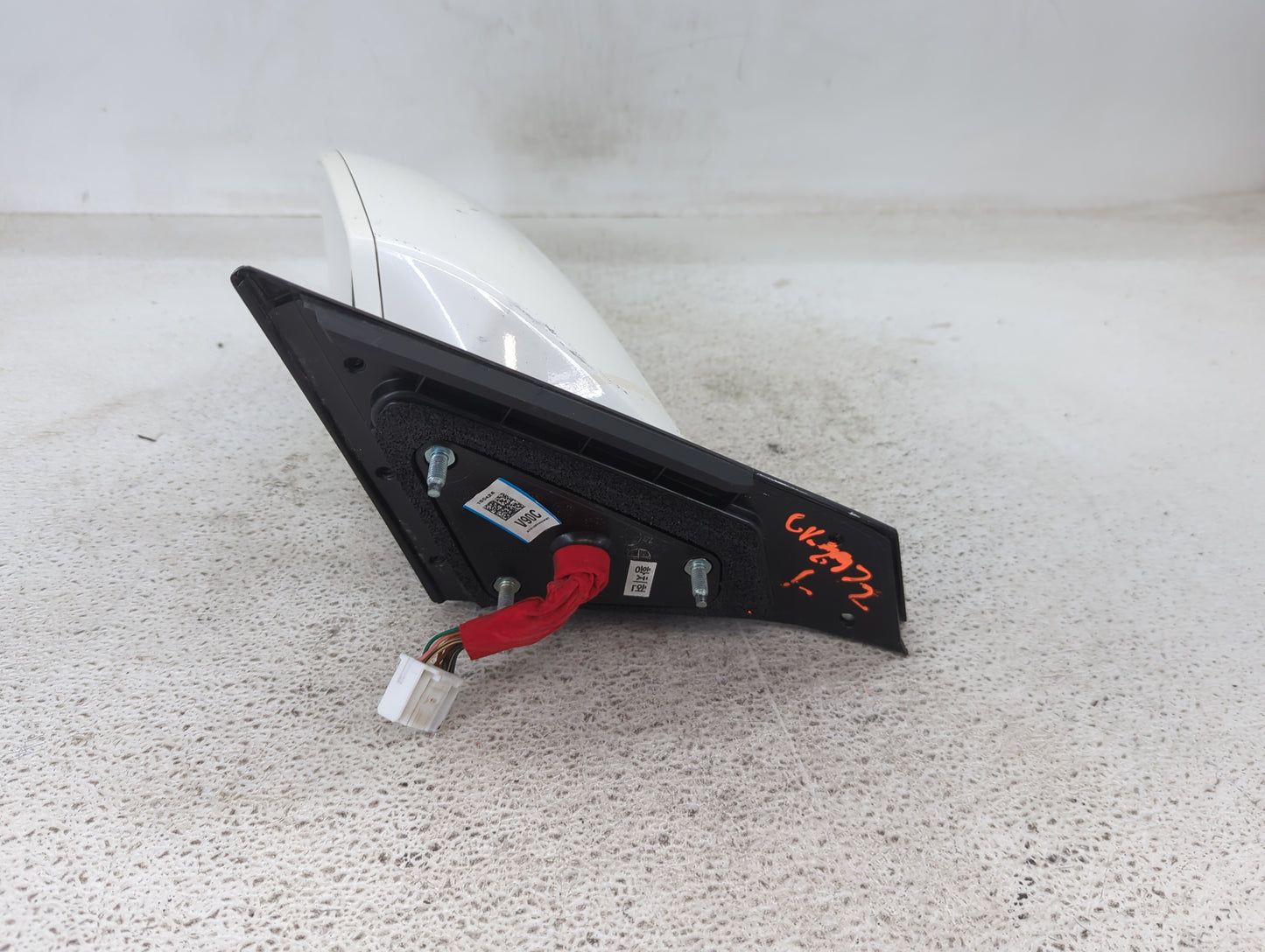 2015-2017 Hyundai Azera Driver Side View Mirror - Left Door Mirror OEM Used - Oemusedautoparts1.com