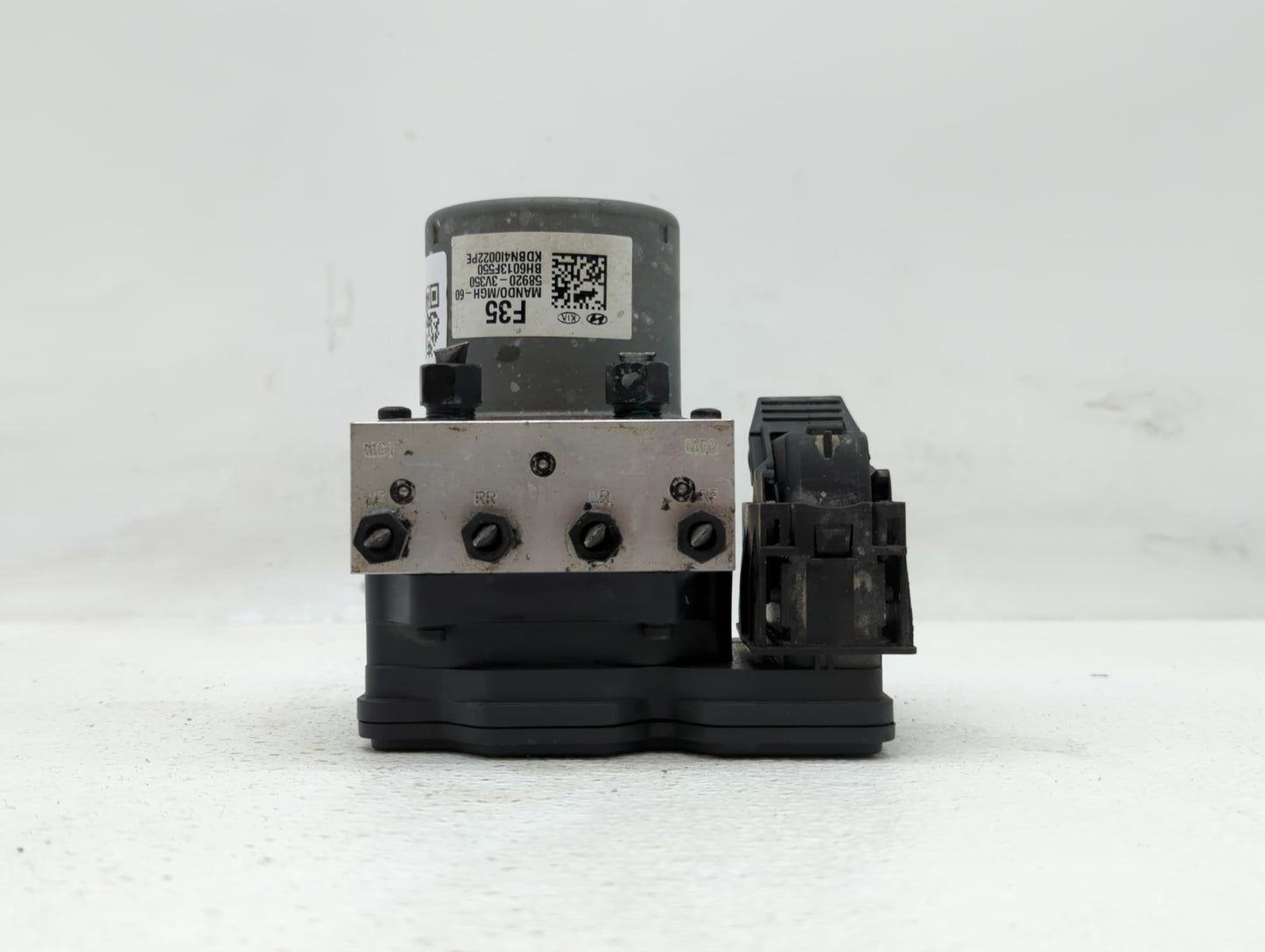 2015 Hyundai Azera ABS Pump Control Module Replacement P/N:58920-3V350 Fits OEM Used Auto Parts - Oemusedautoparts1.com