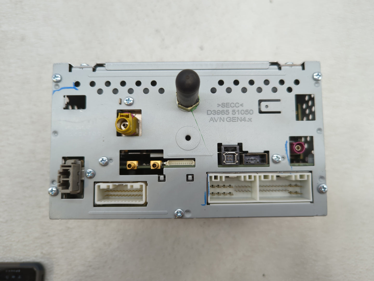 2015-2017 Hyundai Azera Am Fm Cd Player Radio Receiver - Oemusedautoparts1.com