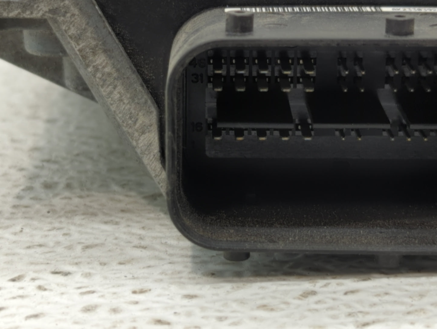 2012-2017 Hyundai Azera PCM Engine Control Computer ECU ECM PCU OEM P/N:39172-3C020 39175-3C000 Fits OEM Used Auto Parts - O