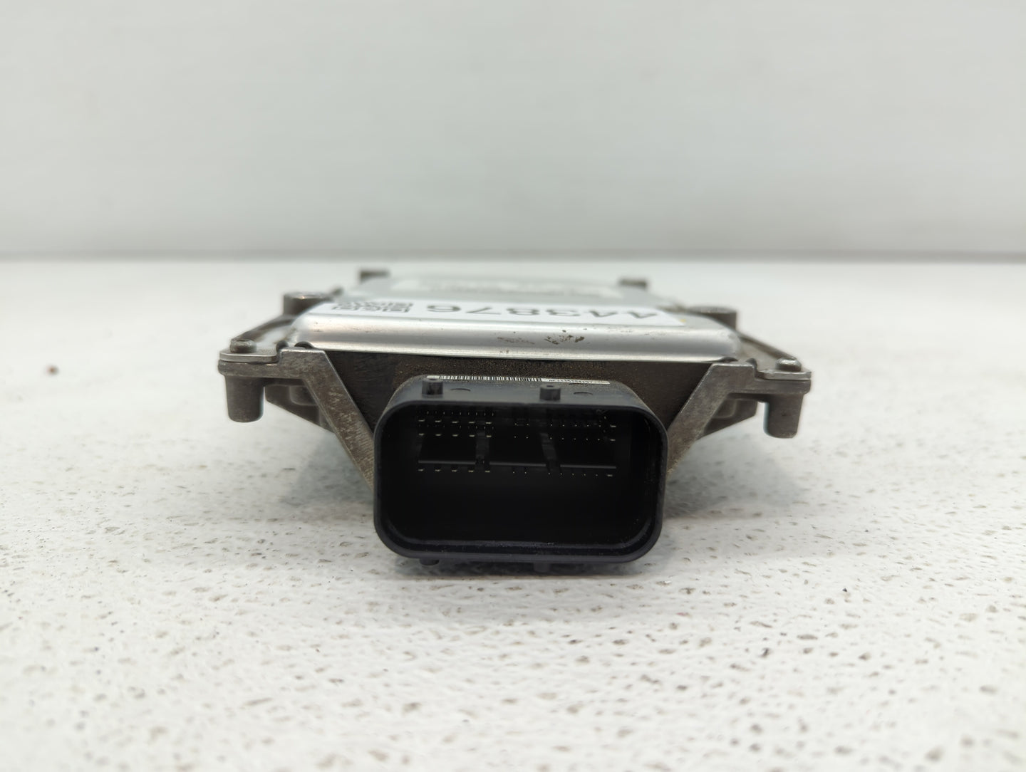 2012-2017 Hyundai Azera PCM Engine Control Computer ECU ECM PCU OEM P/N:39172-3C020 39175-3C000 Fits OEM Used Auto Parts - O