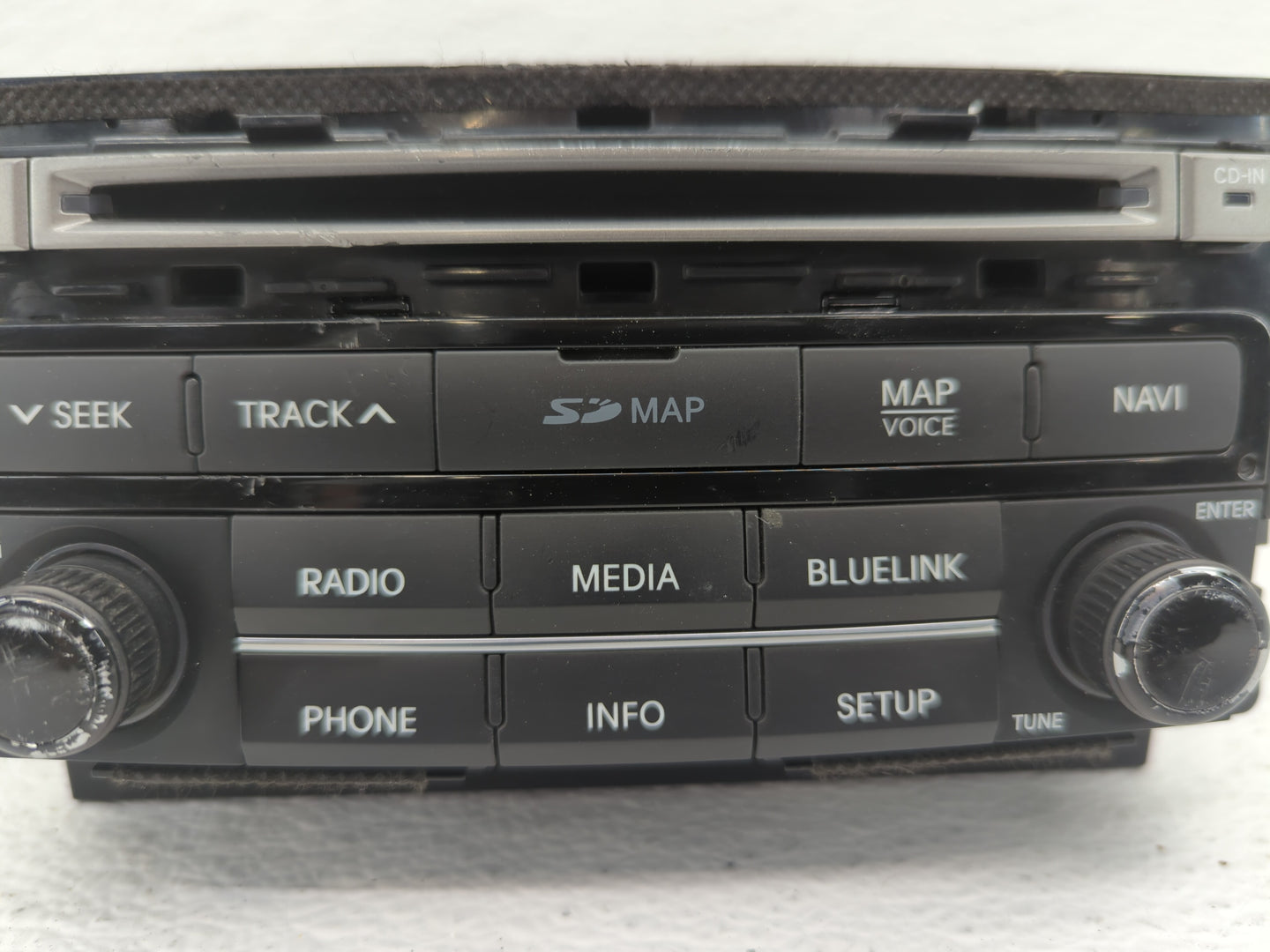 2015-2017 Hyundai Azera Am Fm Cd Player Radio Receiver - Oemusedautoparts1.com
