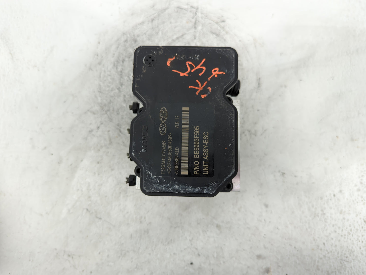 2015 Hyundai Azera ABS Pump Control Module Replacement P/N:58920-3V350 Fits OEM Used Auto Parts - Oemusedautoparts1.com